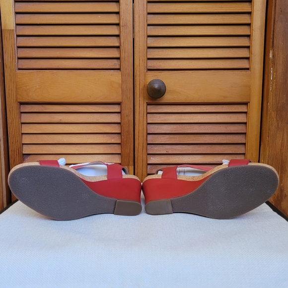 NWOT Shoe Mint Irene Sandal Wedges Size 9 - Picture 9 of 11